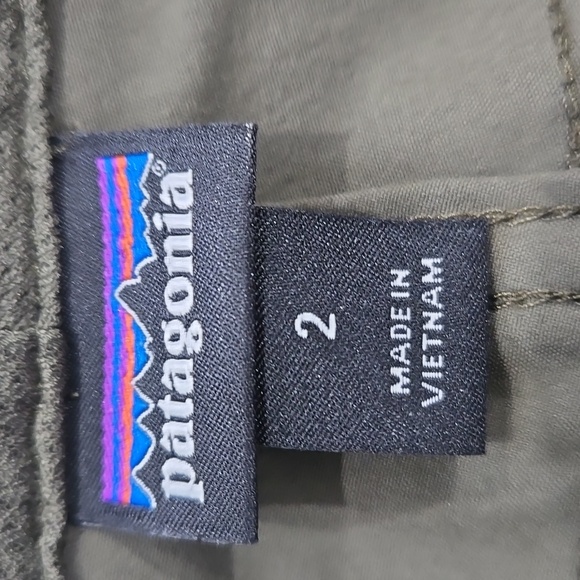 PATAGONIA WOMEN'S SKYLINE TRAVELER PANT PANTS BASIN GREEN SIZE 2 SHORT - Picture 8 of 16